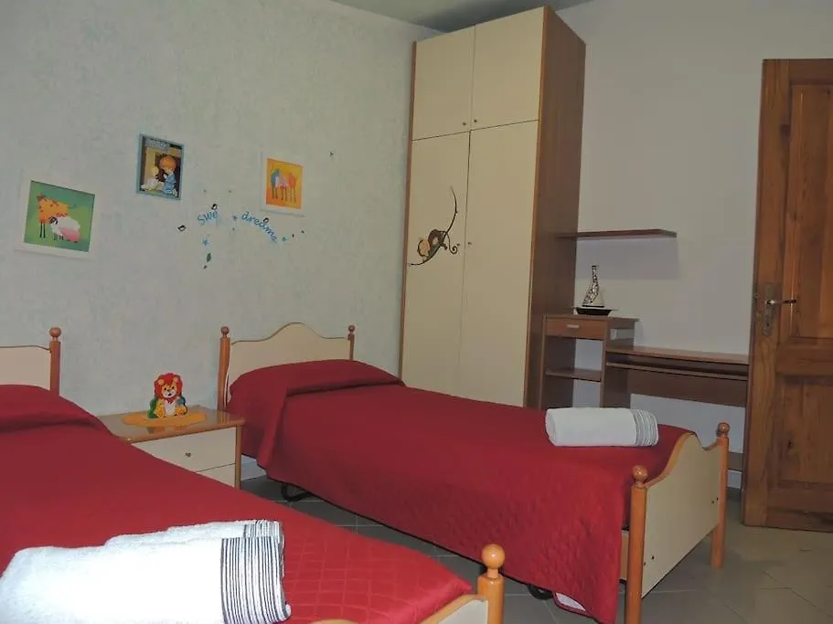 Meraviglioso Appartamento Sul Porto Santa Maria Navarrese 0*,  Italia