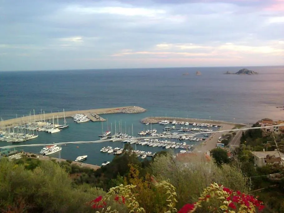 Meraviglioso Appartamento Sul Porto Santa Maria Navarrese 0*,  Italia